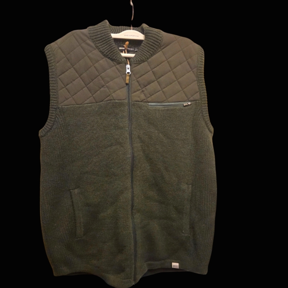 Men's Quilted Green Vest